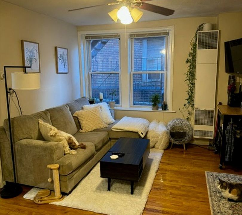 1st image of 147 Endicott St #4A