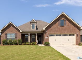 116 Bakers Farm Dr, Decatur, AL 35603