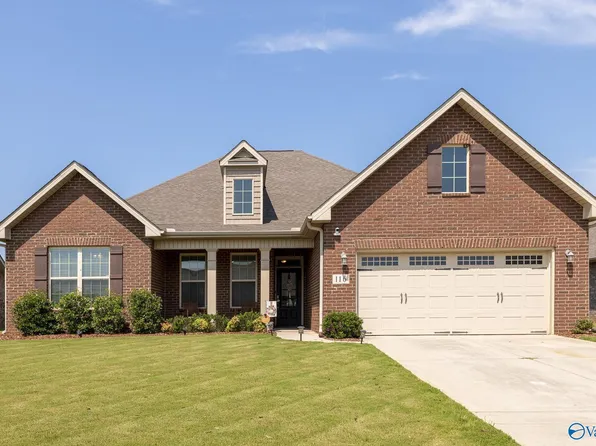 116 Bakers Farm Dr, Decatur, AL 35603
