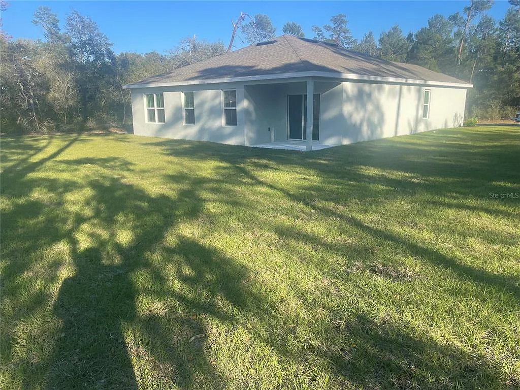 3 bed, 2.0 bath, 1684 sqft, $1,800 — Photo 3