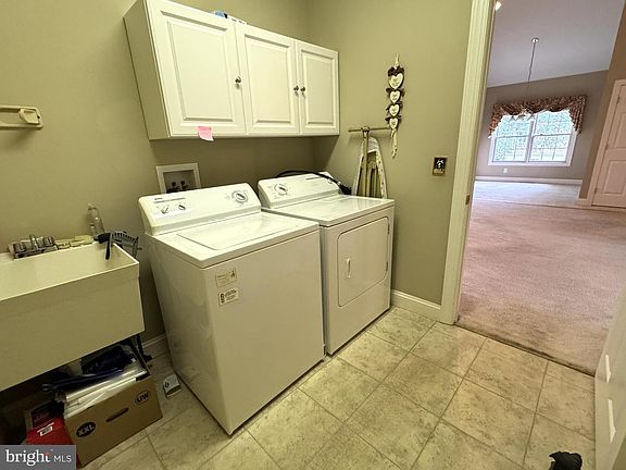 5th image of 130 Meadow Dr