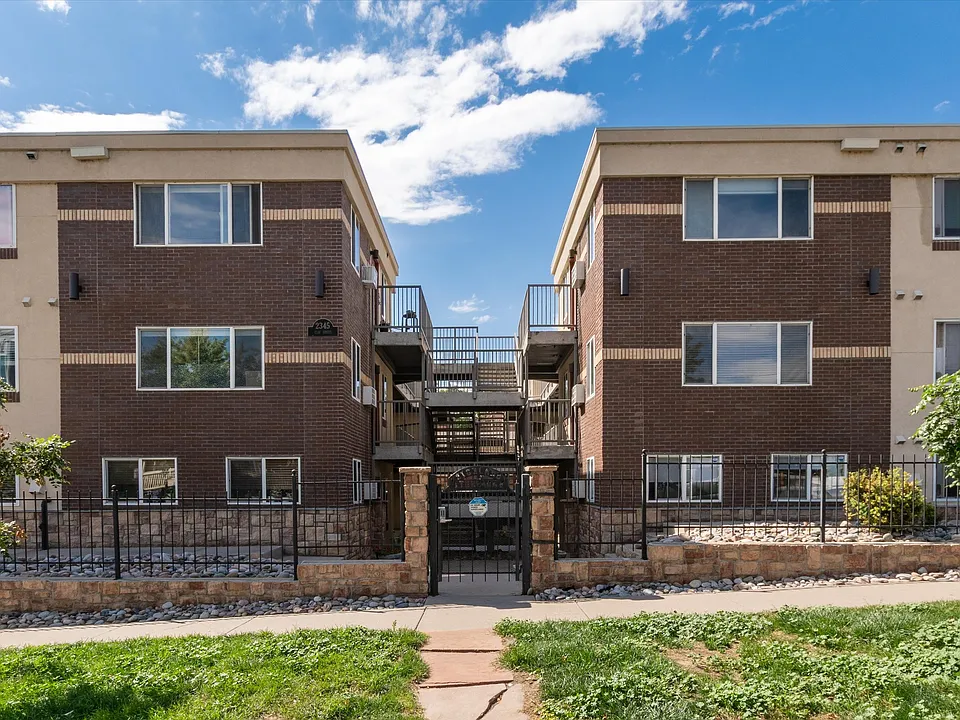 2345 N Clay St #8