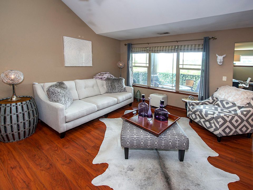 1st image of 2933 W Drexel Ave Unit 515