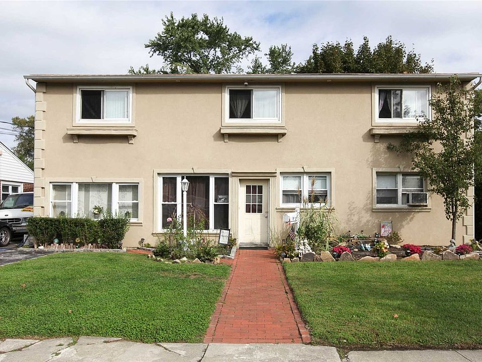 2nd image of 78 Birch Ln