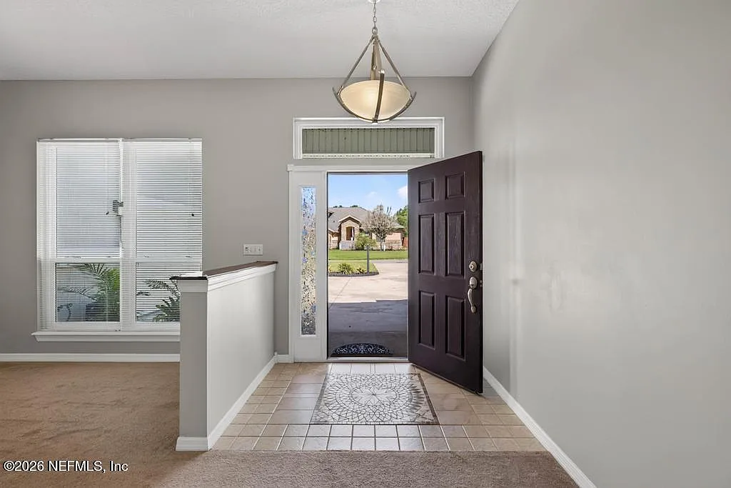 4 bed, 2.5 bath, 3182 sqft, $3,100 — Photo 4