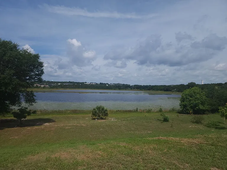 912 N Jacks Lake Rd — Photo 37