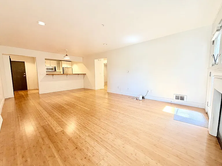 1711 E Olive Way #104 — Photo 2