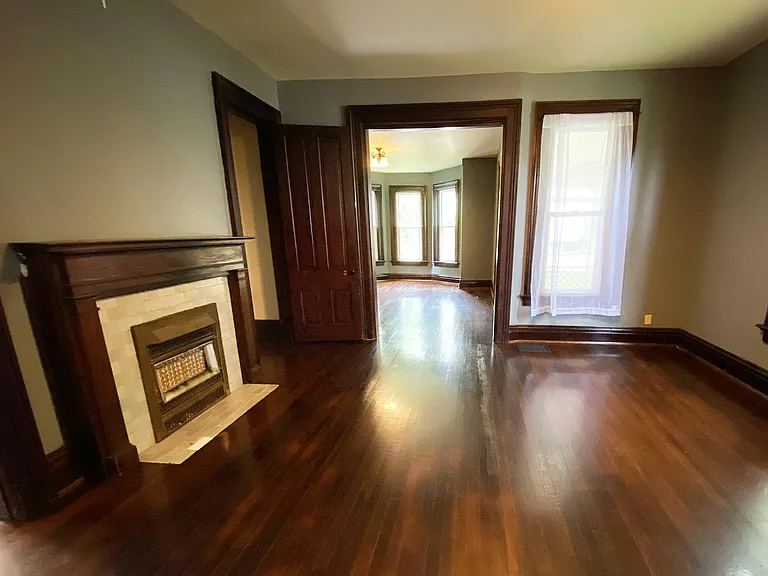 169 E State St — Photo 7