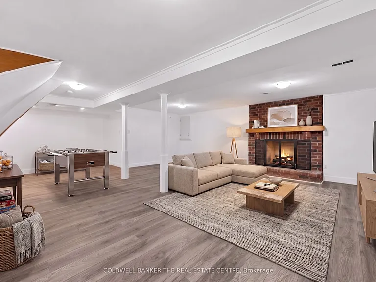 8 Brownlee Dr — Photo 40