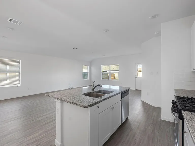 9055 Rancher Trl — Photo 4
