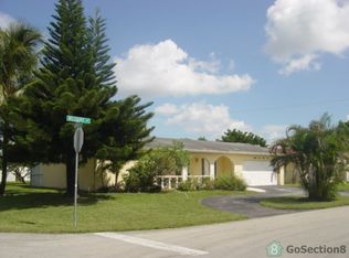 8661 E Wilshire Dr, Hollywood, FL 33025