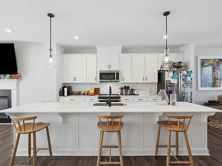 383 Skylar Way SE — Photo 10