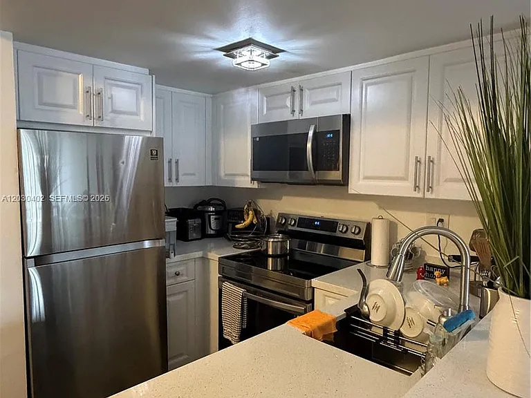 675 NW 85th Ct #8207 — Photo 4