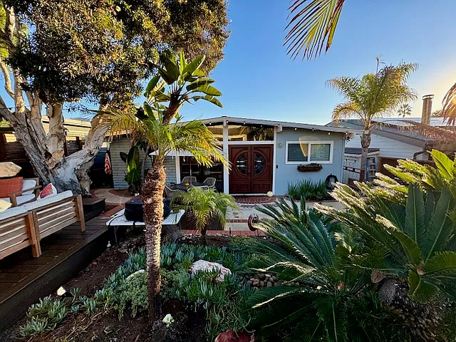 353 Neptune Ave — Photo 1