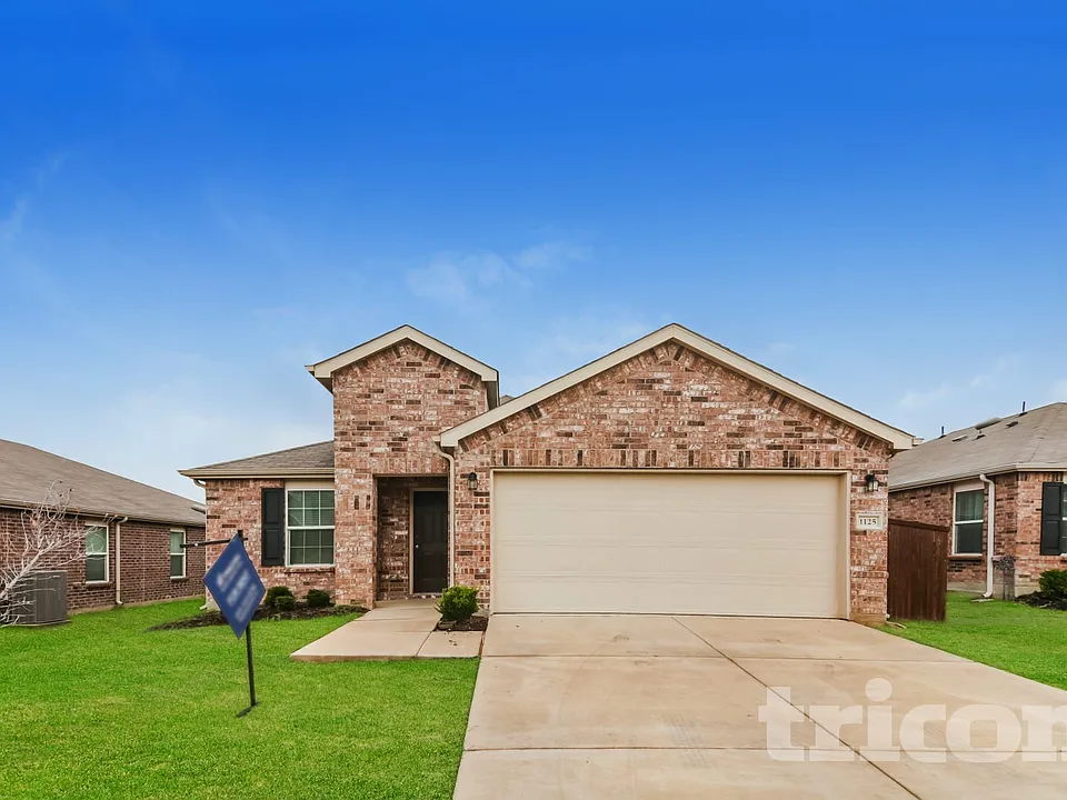 1125 Waggoner Dr