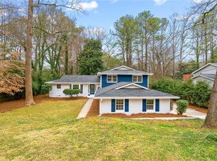 2710 E Sudbury Ct, Dunwoody, GA 30360