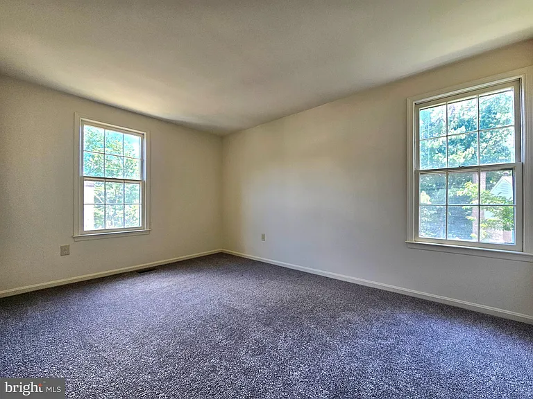 4719 Gainsborough Dr — Photo 20