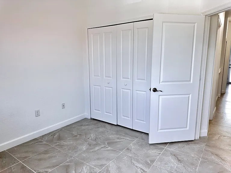 7905 SW 120th Ave — Photo 15