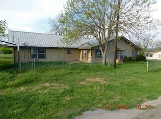 219 Lakeshore Loop, Tow, TX 78672