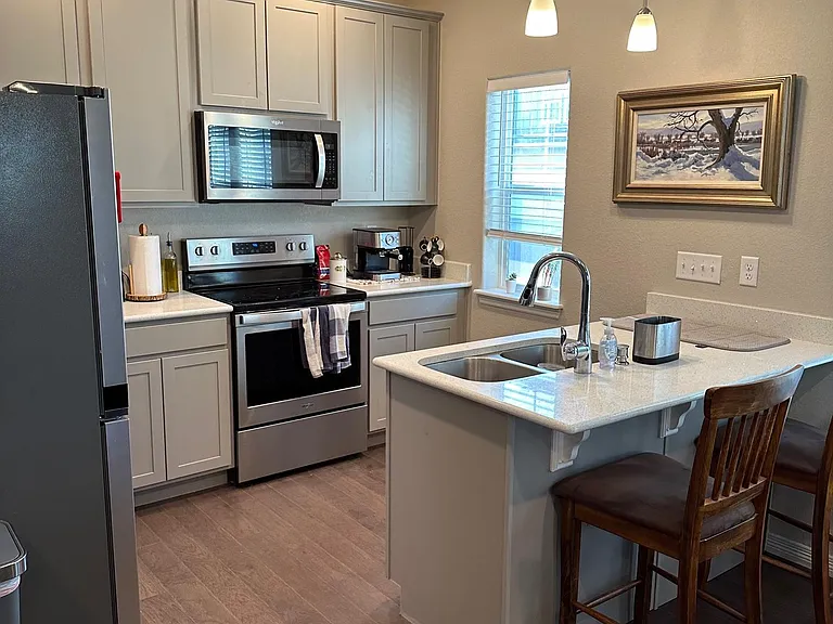 2408 Ridge Top Dr — Photo 6