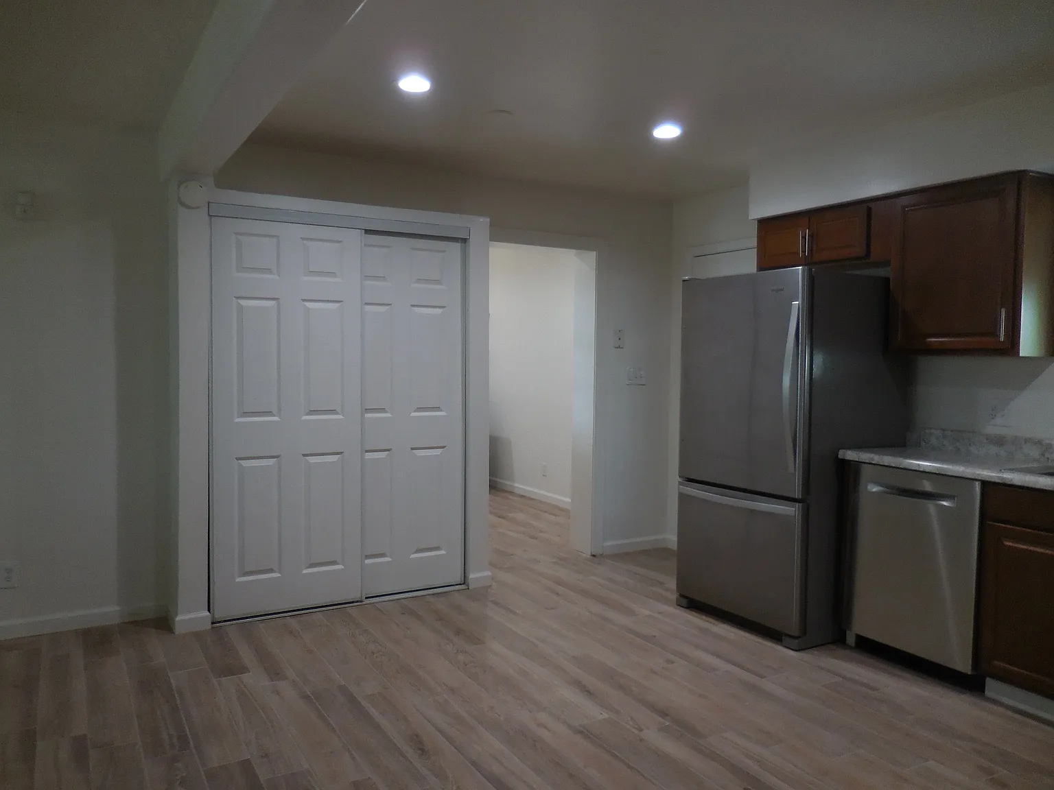 727 W 18th St — Photo 3
