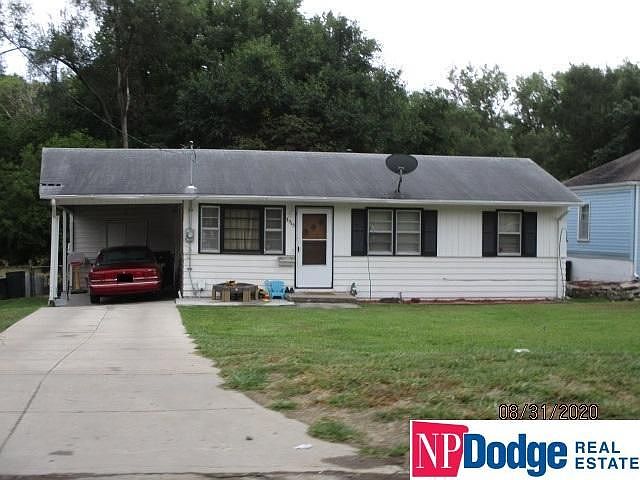 1st image of 3315 Forest Lawn Ave