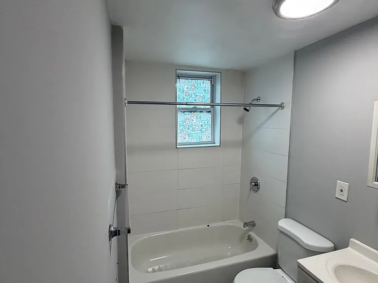 313 Court St #1R — Photo 2