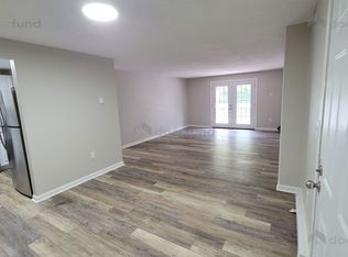 162 Columbus St APT 9, Fitchburg, MA 01420