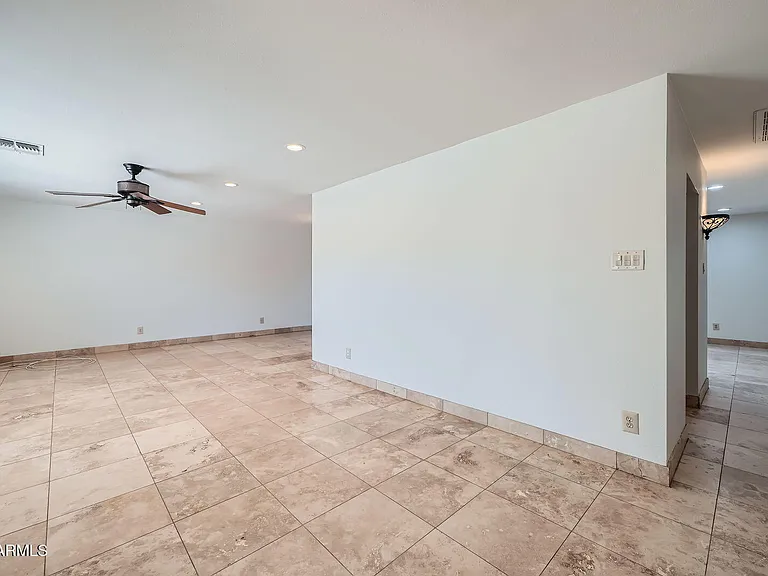 6220 E Gold Dust Ave — Photo 5