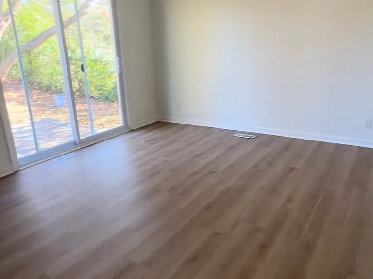 1254 Bordeaux Dr — Photo 15