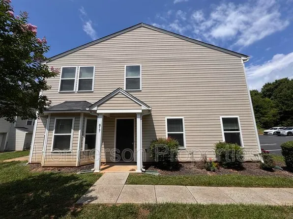 817 Ranchero St, Statesville, NC 28677
