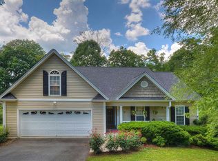 124 Lake Top Ln, Statesville, NC 28677