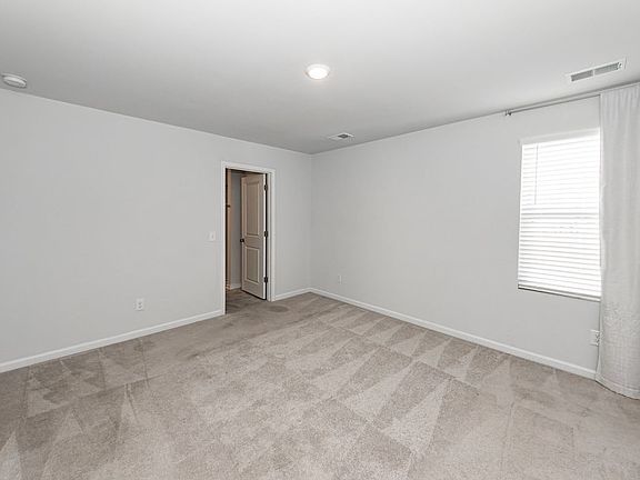 4th image of 325 Matuskovic Dr