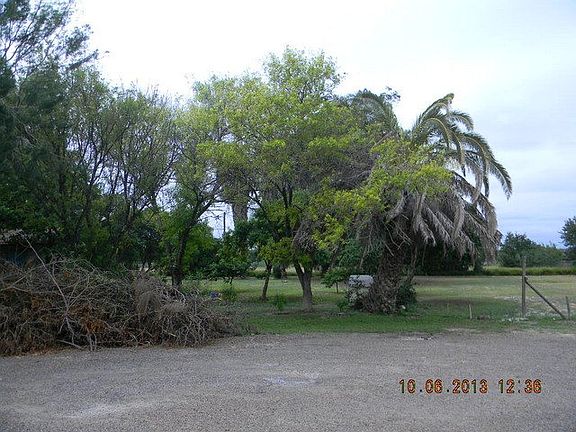 3rd image of 803 Arroyo Park