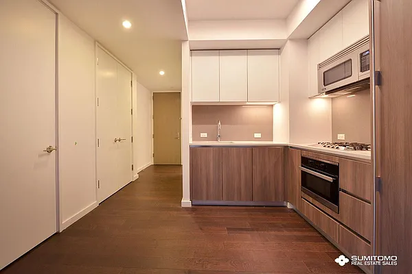 Rented by Sumitomo Real Estate Sales | media 8