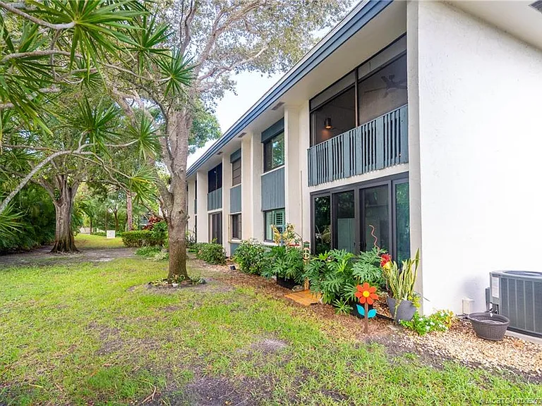 175 SE Saint Lucie Blvd #A106 — Photo 4