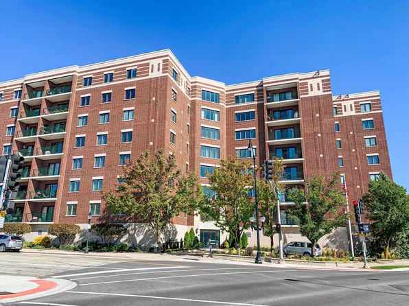 201 N Vail Ave APT 607, Arlington Heights, IL 60004