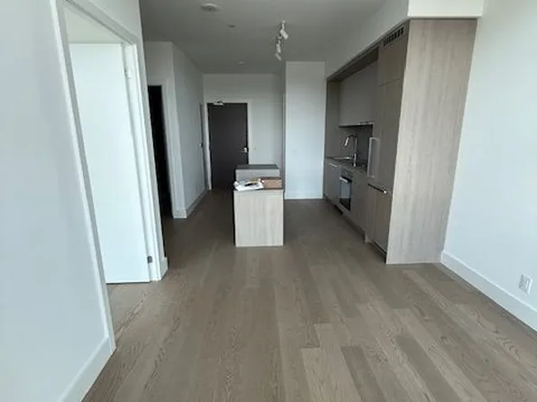 6 Greenbriar Rd, Toronto, ON