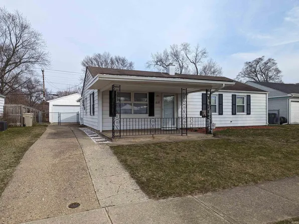 818 Manchester Dr, South Bend, IN 46615
