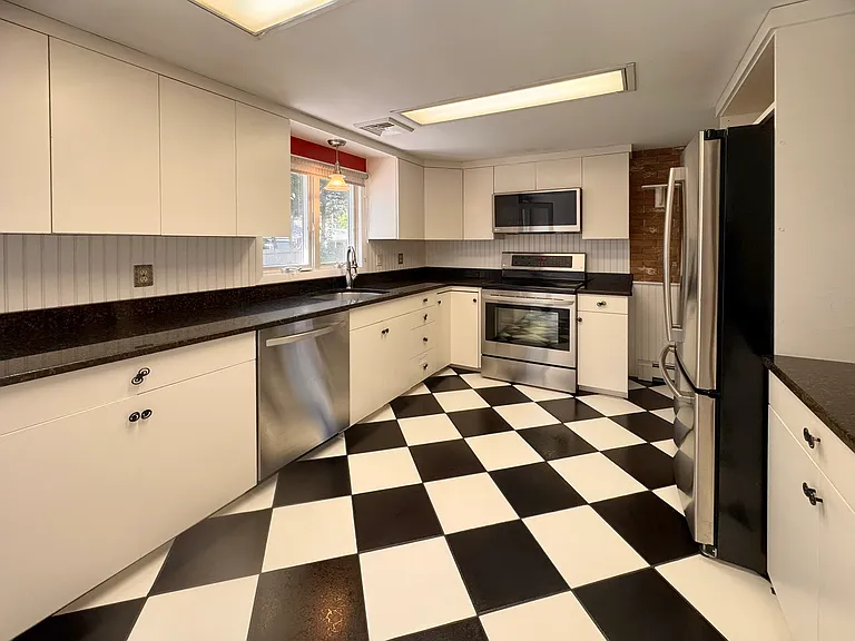 15 Bonito Ave — Photo 8