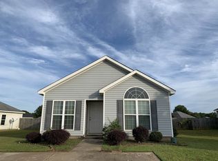 307 Tug Ct, Warner Robins, GA 31088