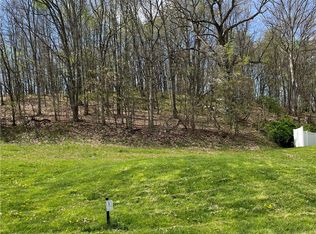 3-102 Oakland Heights Rd, Monaca, PA 15061