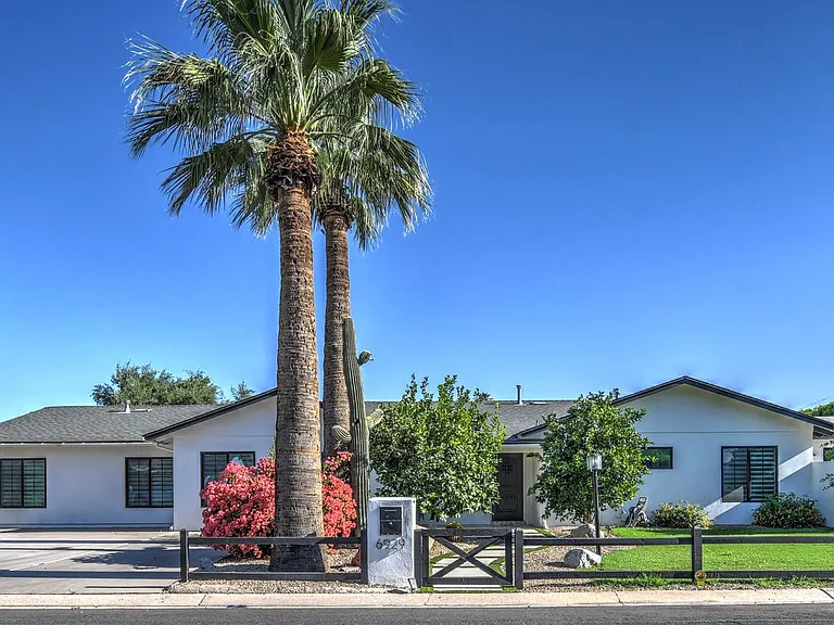 6929 E Mariposa Dr — Photo 2