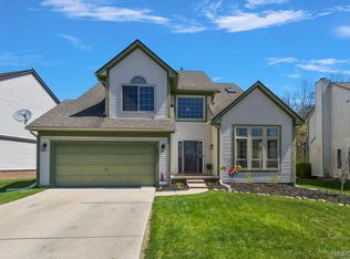 5867 Cary Dr, Ypsilanti, MI 48197