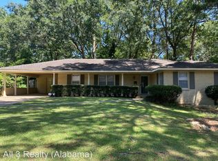 535 Larkin Ln, Montgomery, AL 36109