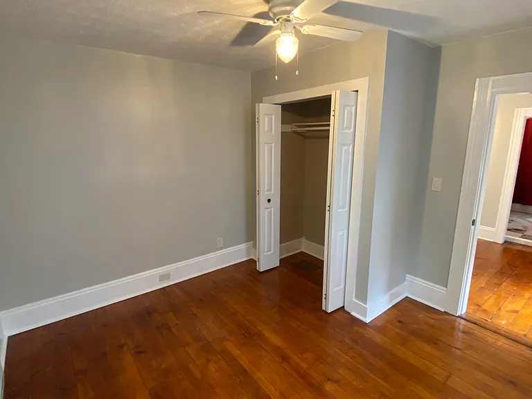 1832 W 48th St #1 — Photo 3