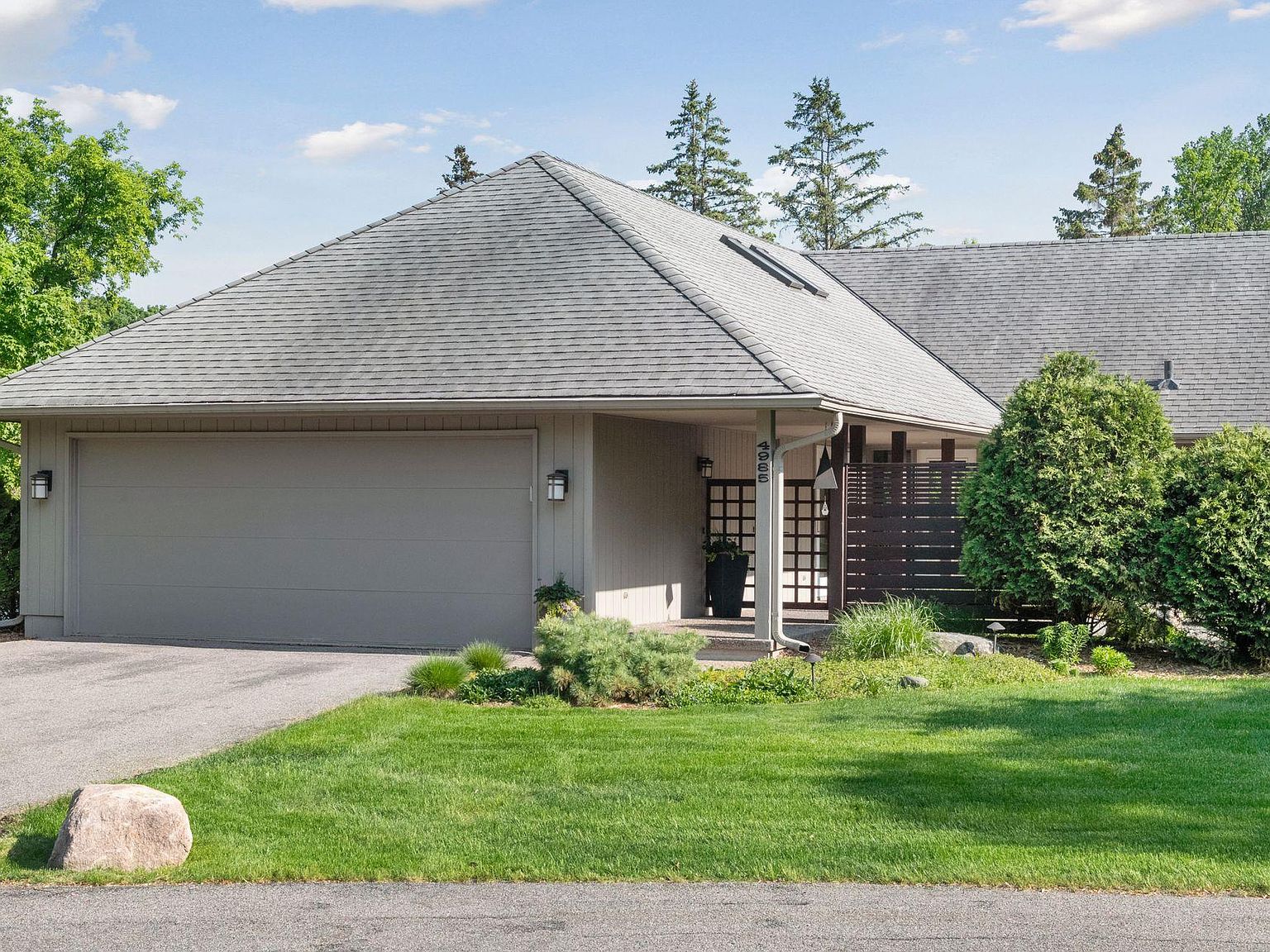 4985 Sussex Pl, Shorewood, MN 55331 Zillow