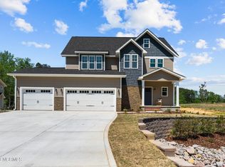 224 Forester Dr, Vass, NC 28394