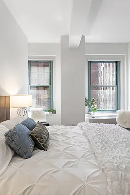 Sold by Compass | media 6