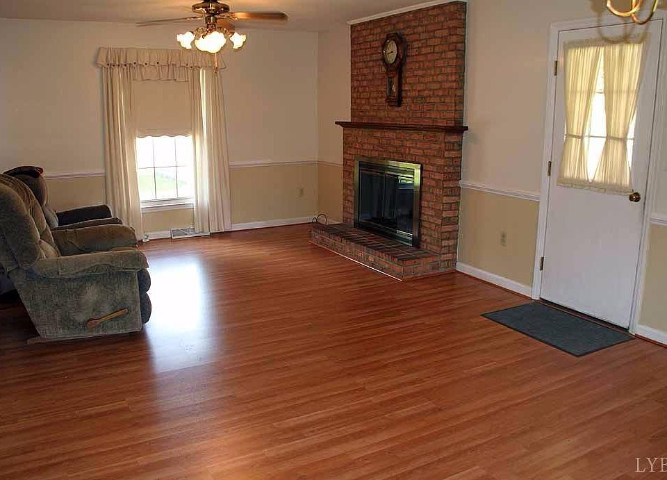 1706 Wycliffe St, Bedford, VA 24523 Zillow